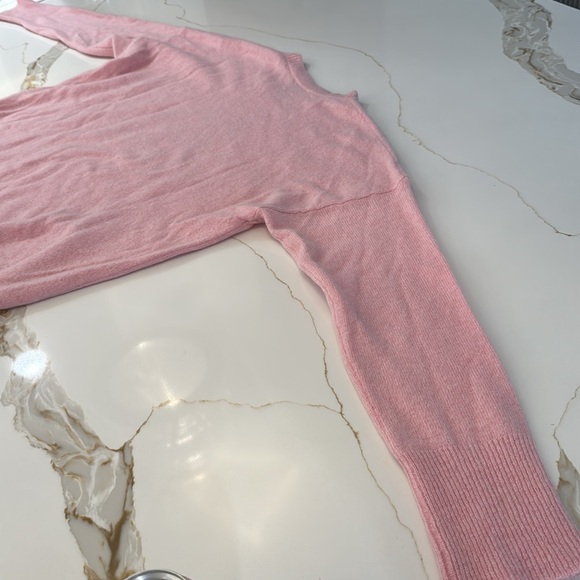 Vineyard Vines Cashmere Sweater - Picture 16 of 16